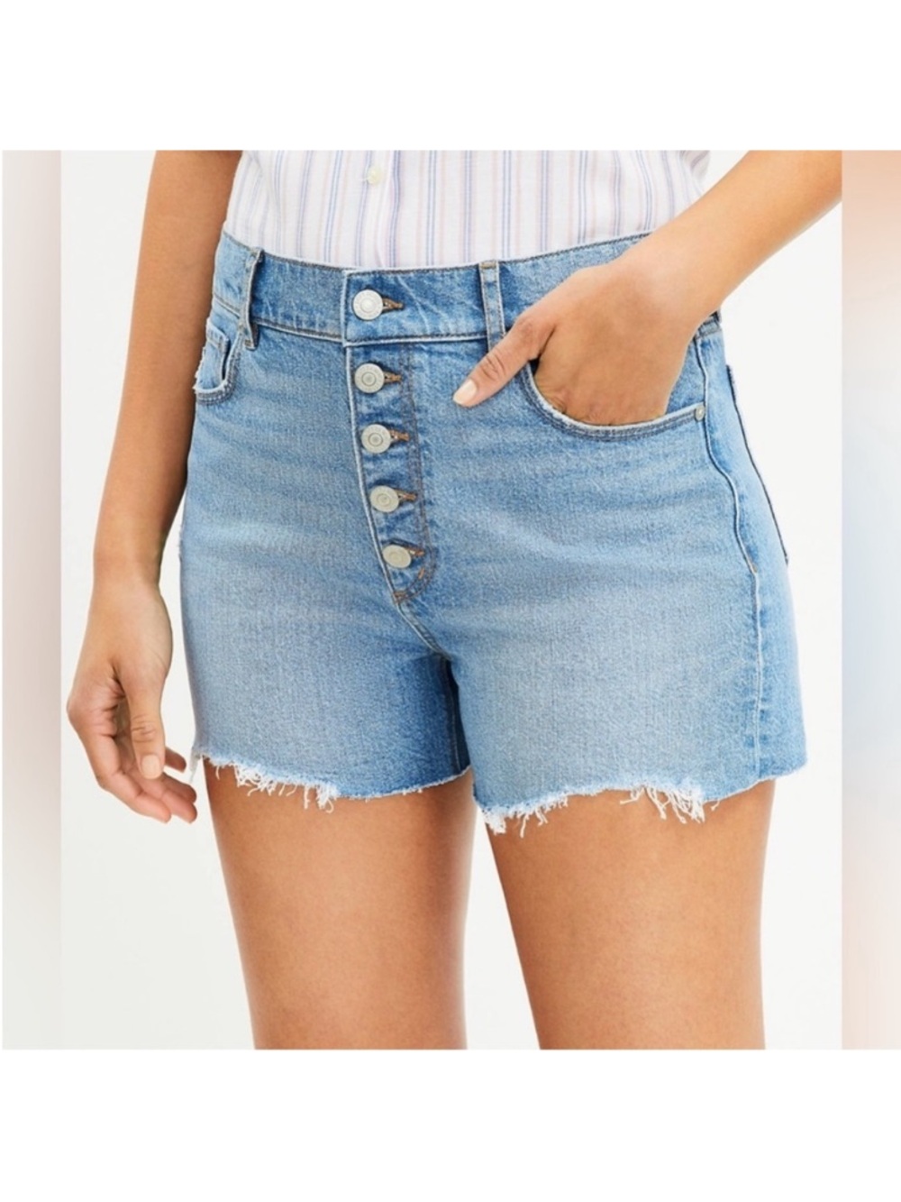 LOFT Button Front High-Rise Destructed Cut Off Denim Shorts. 29/8. NWT.